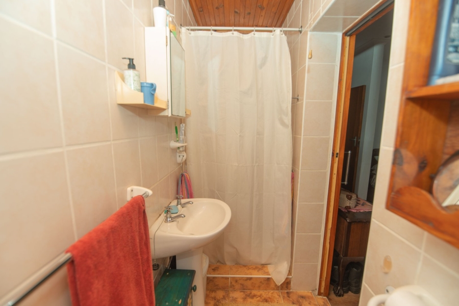 6 Bedroom Property for Sale in Bluewater Bay Eastern Cape